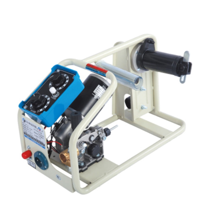 Portable wire feeder with double speed system